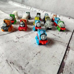 Thomas The Train Minis Lot Toys Thomas And Friends Collection ~ Lot Of 16